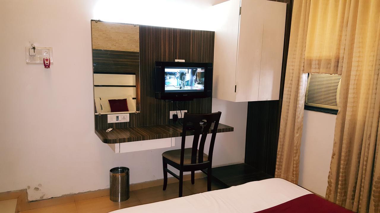 Hotel Khandesh Residency Panvel Eksteriør bilde